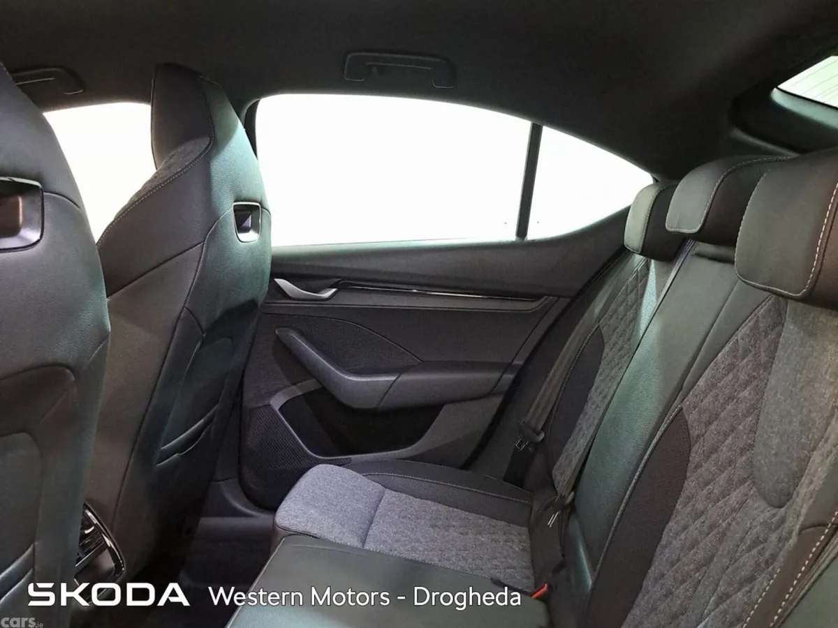 Skoda Octavia Saloon, Diesel, 2026, Purple