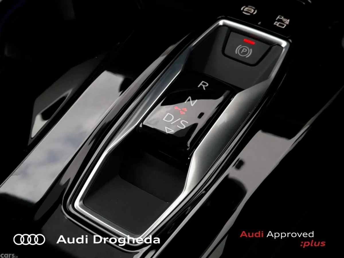 Audi Q5 SUV, Petrol Plug-in Hybrid, 2026, Blue