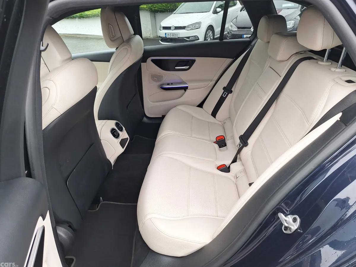 Mercedes-Benz C-Class Estate/Jeep, Diesel Hybrid, 2022, Blue