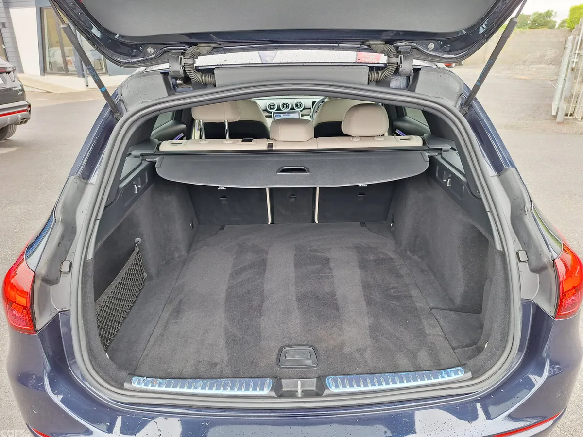 Mercedes-Benz C-Class Estate/Jeep, Diesel Hybrid, 2022, Blue