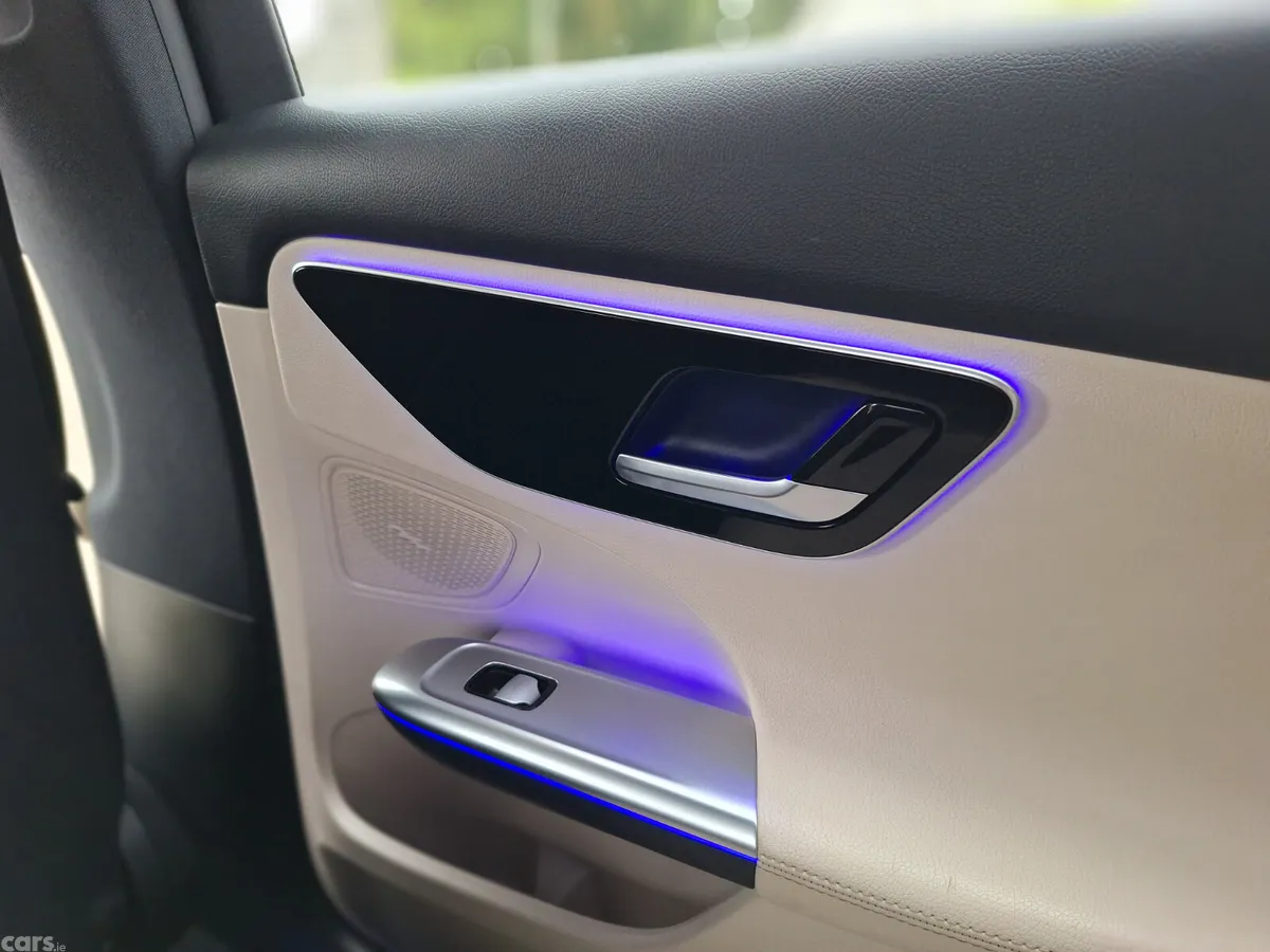 Mercedes-Benz C-Class Estate/Jeep, Diesel Hybrid, 2022, Blue