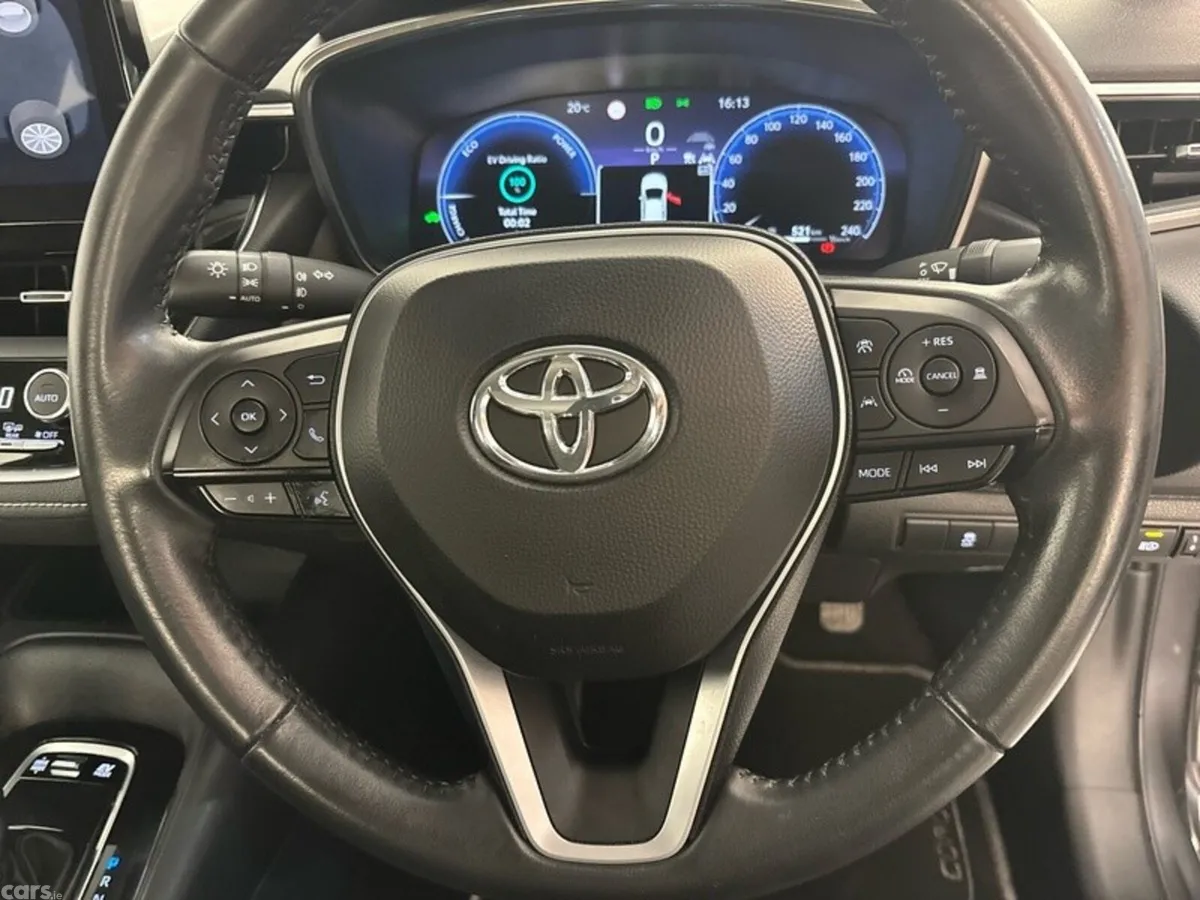 Toyota Corolla Saloon, Petrol Hybrid, 2023, Grey
