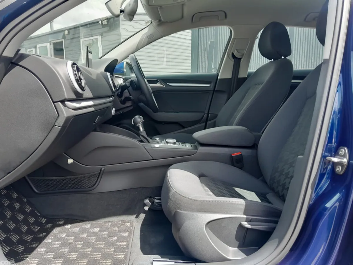 Audi A3 Hatchback, Petrol, 2014, Blue