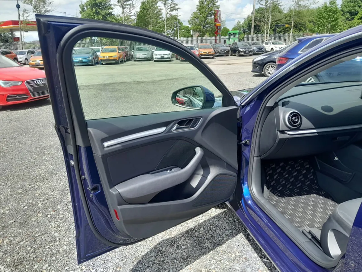 Audi A3 Hatchback, Petrol, 2014, Blue