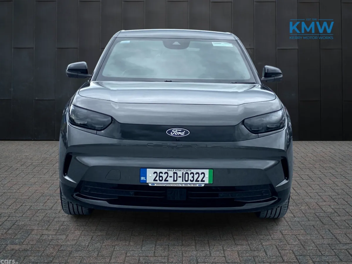 Ford Capri MPV, Electric, 2026, Grey