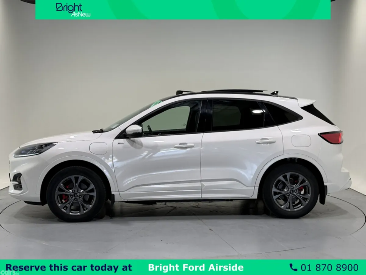 Ford Kuga MPV, Petrol Plug-in Hybrid, 2022, White