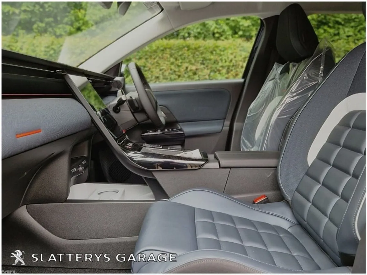 Citroen C5 Aircross SUV, Electric, 2026, Blue