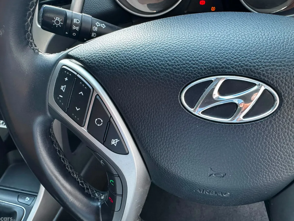 Hyundai i30 Hatchback, Diesel, 2016, Grey