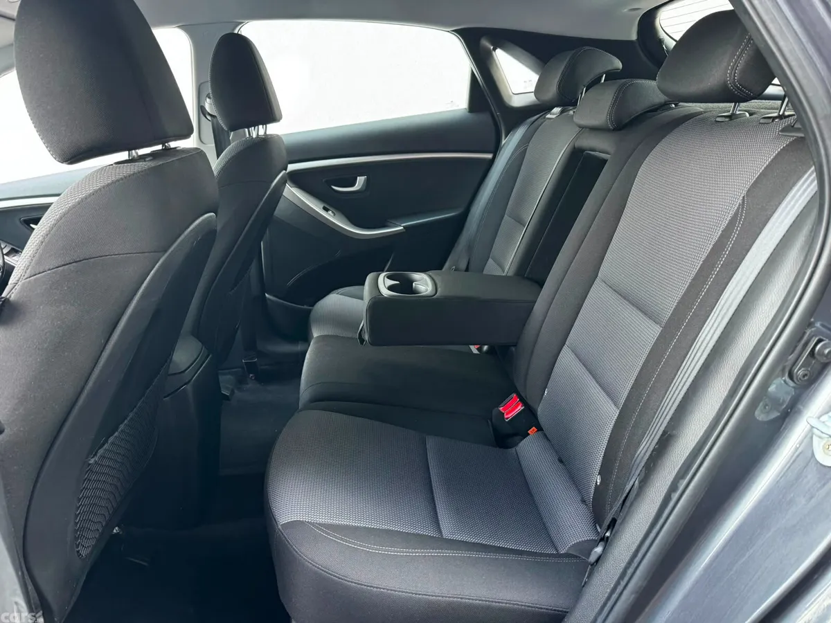 Hyundai i30 Hatchback, Diesel, 2016, Grey