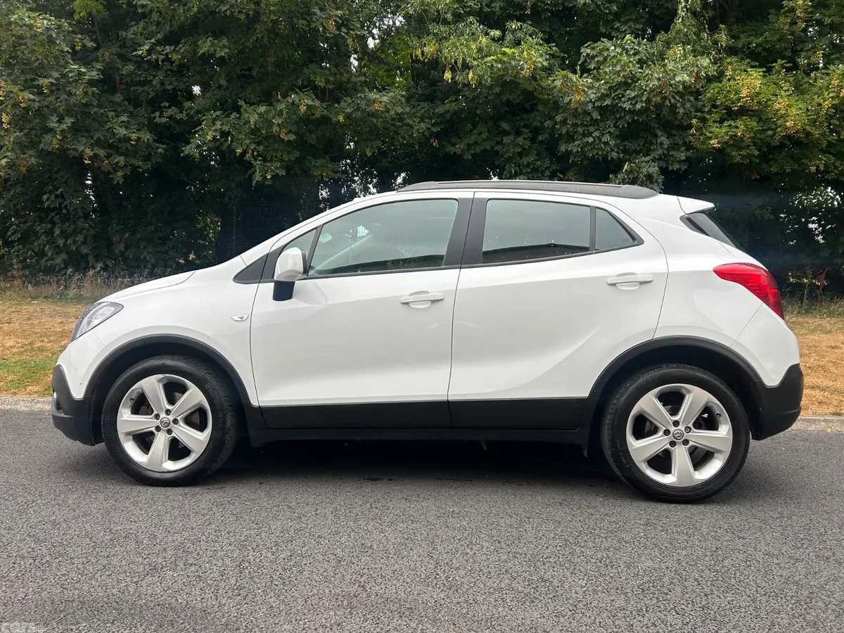 Vauxhall Mokka Hatchback, Diesel, 2015, White