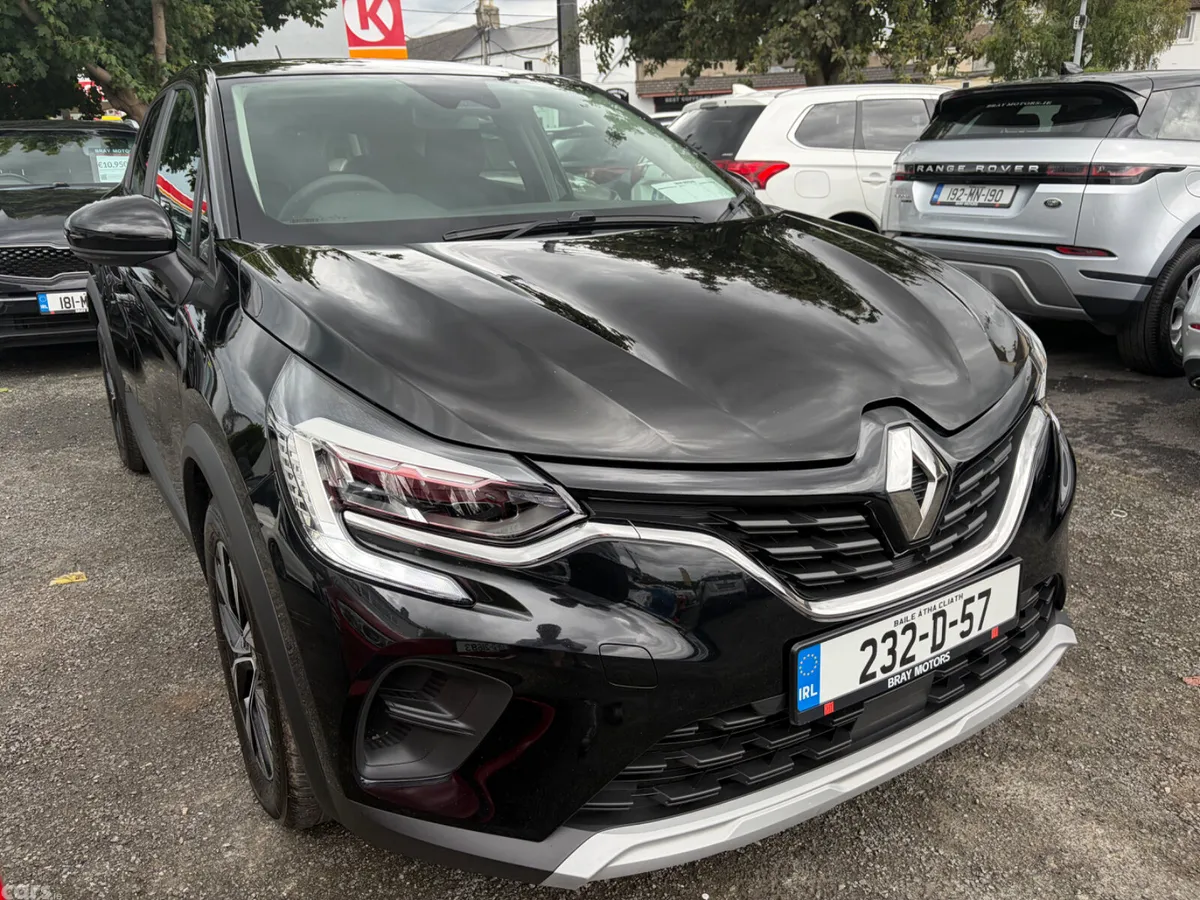 Renault Captur Hatchback, Petrol, 2023, Black
