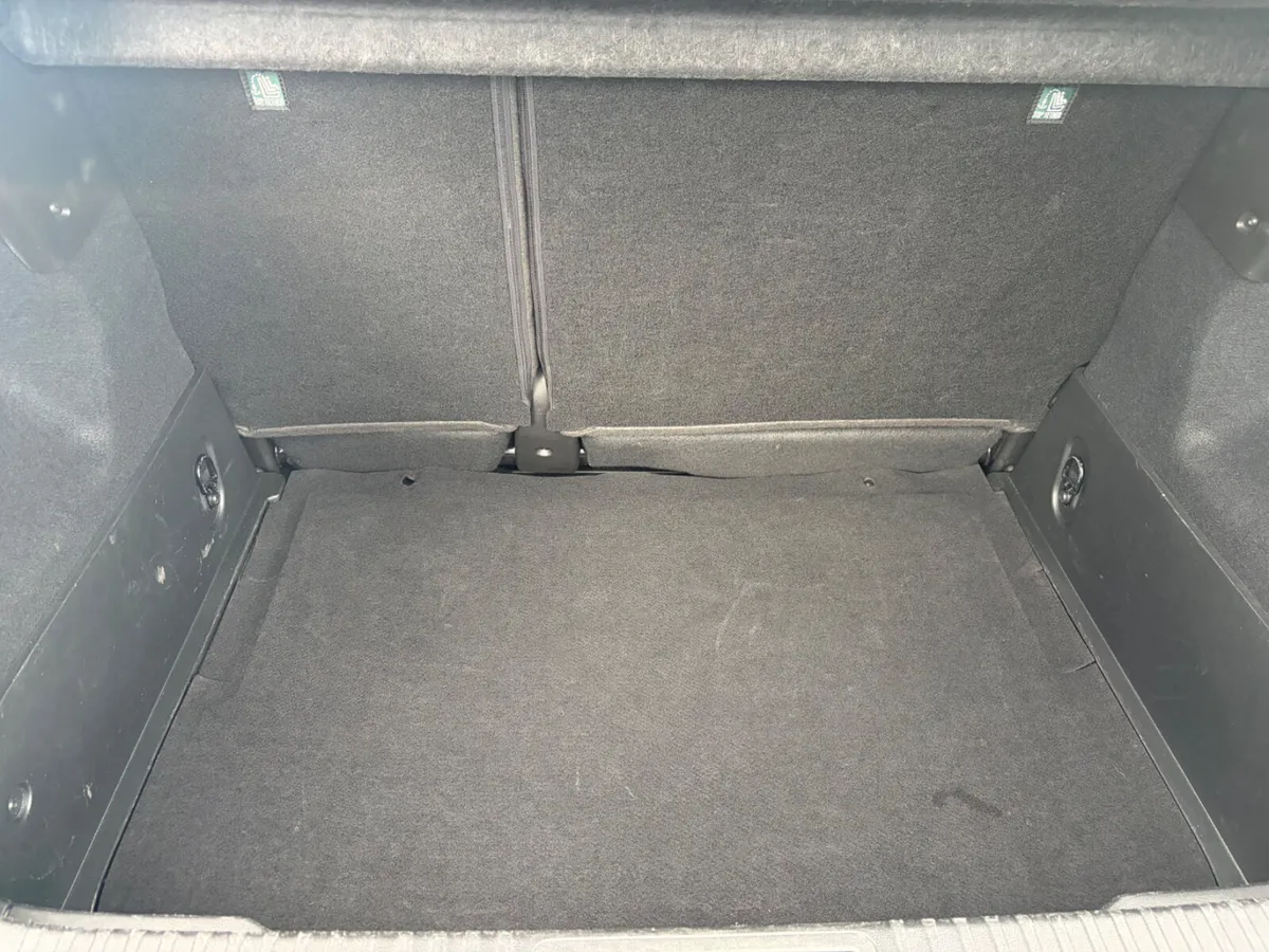 Renault Captur Hatchback, Petrol, 2023, Black
