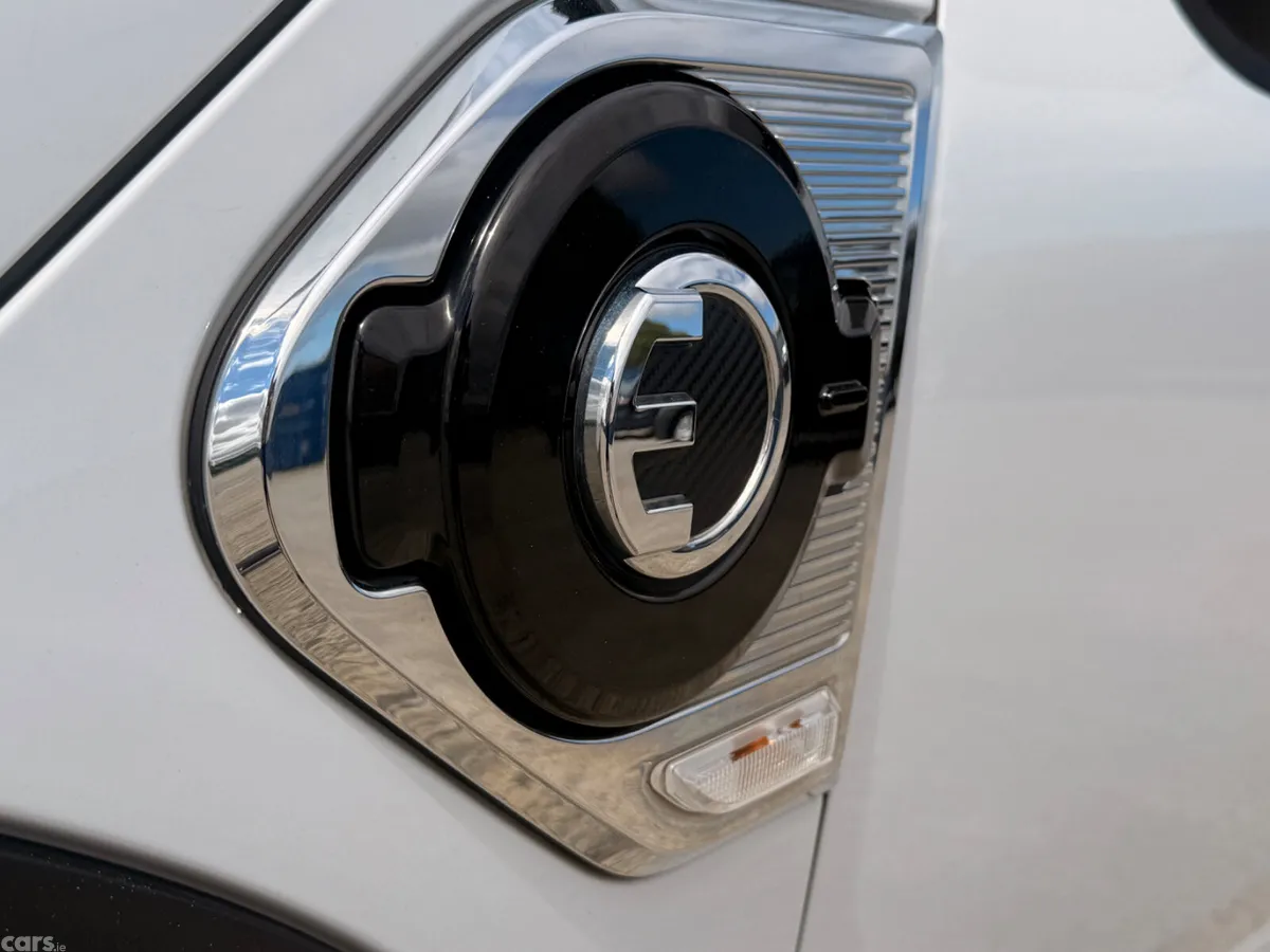 Mini Countryman Hatchback, Petrol Plug-in Hybrid, 2018, White