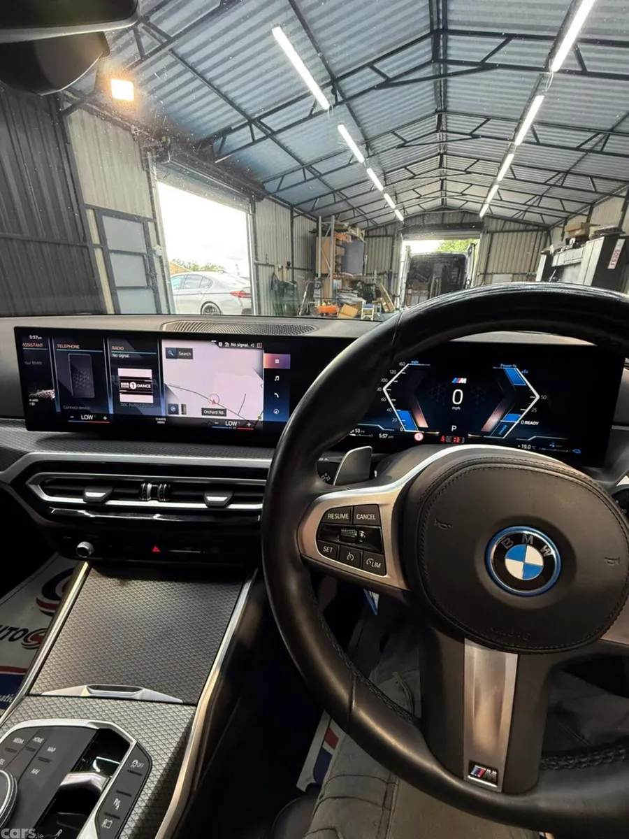 BMW 3-Series Saloon, Petrol Hybrid, 2023, White
