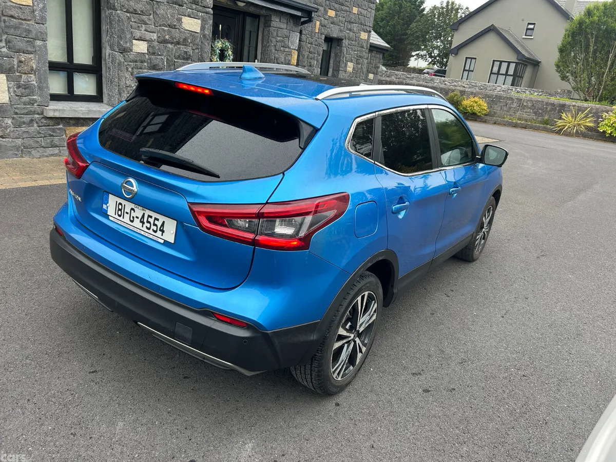 Nissan Qashqai Hatchback, Diesel, 2018, Blue