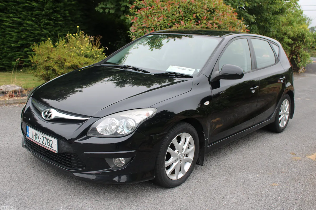 Hyundai i30 Hatchback, Diesel, 2011, Black