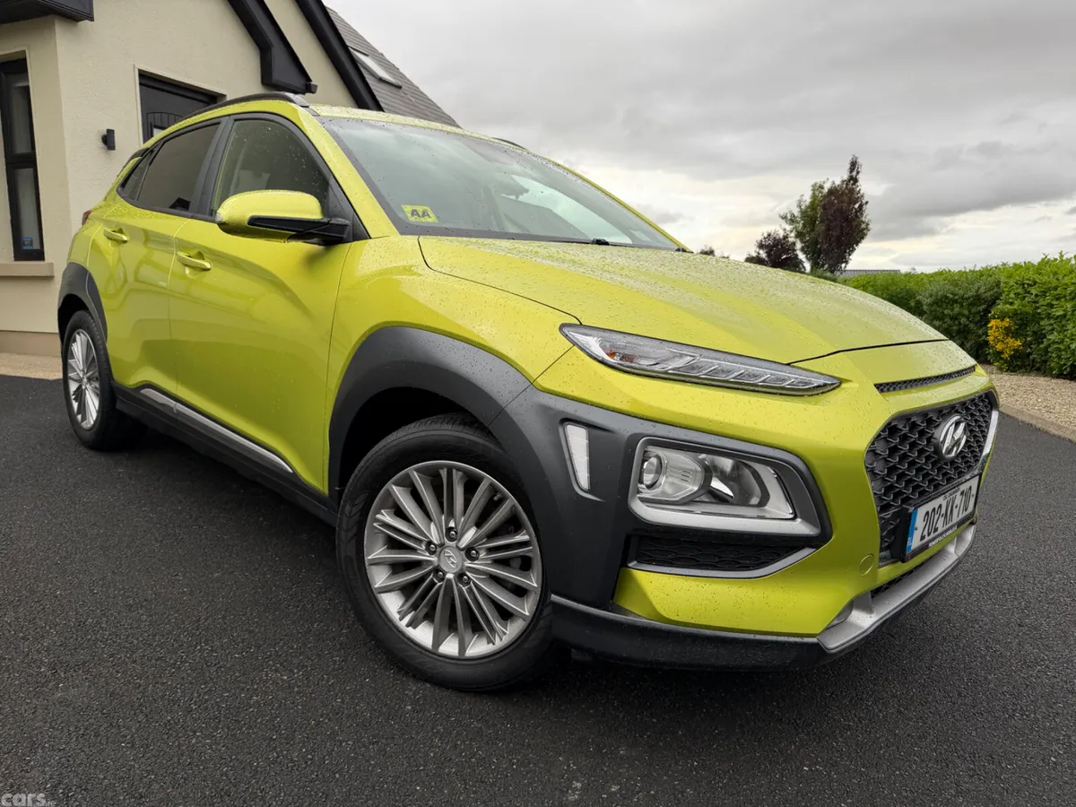 Hyundai KONA MPV, Petrol, 2020, Green