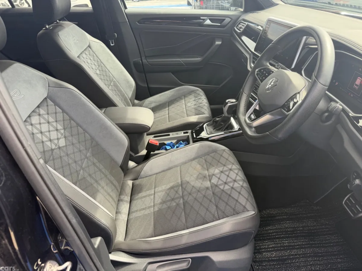 Volkswagen T-Roc SUV, Diesel, 2023, Black