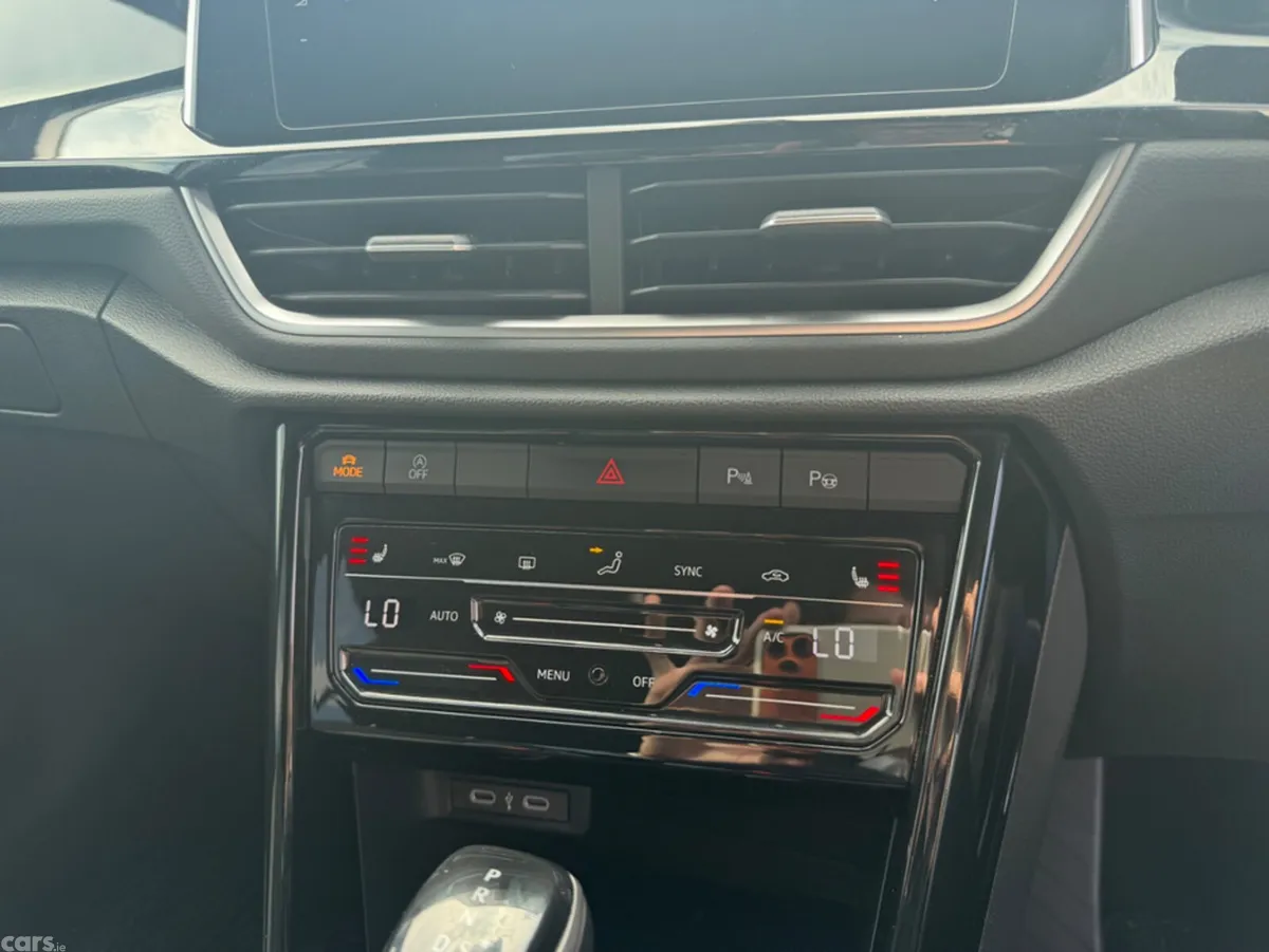 Volkswagen T-Roc SUV, Diesel, 2023, Black