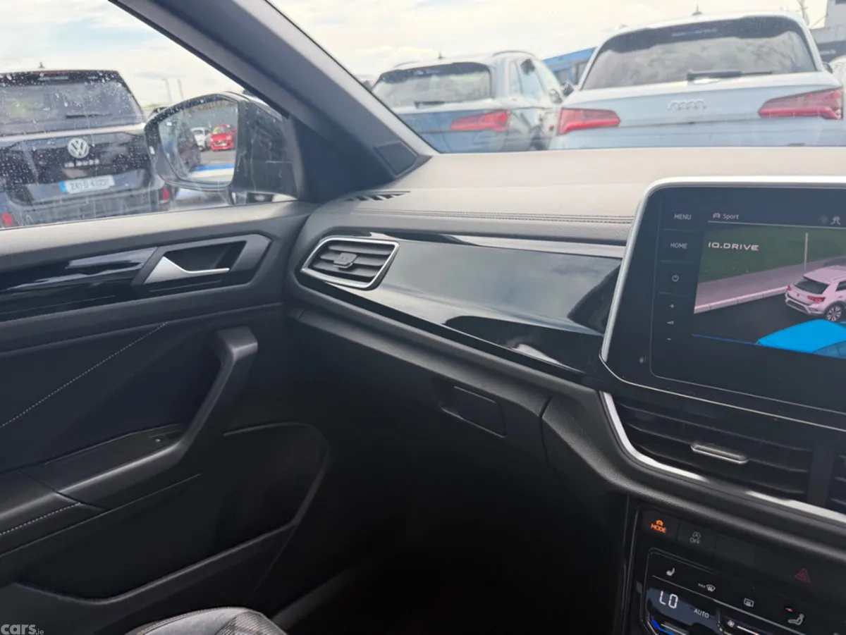 Volkswagen T-Roc SUV, Diesel, 2023, Black