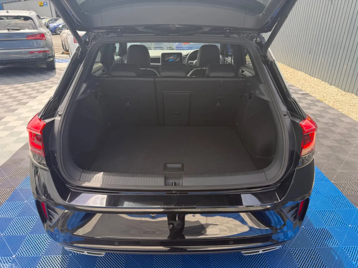 Volkswagen T-Roc SUV, Diesel, 2023, Black
