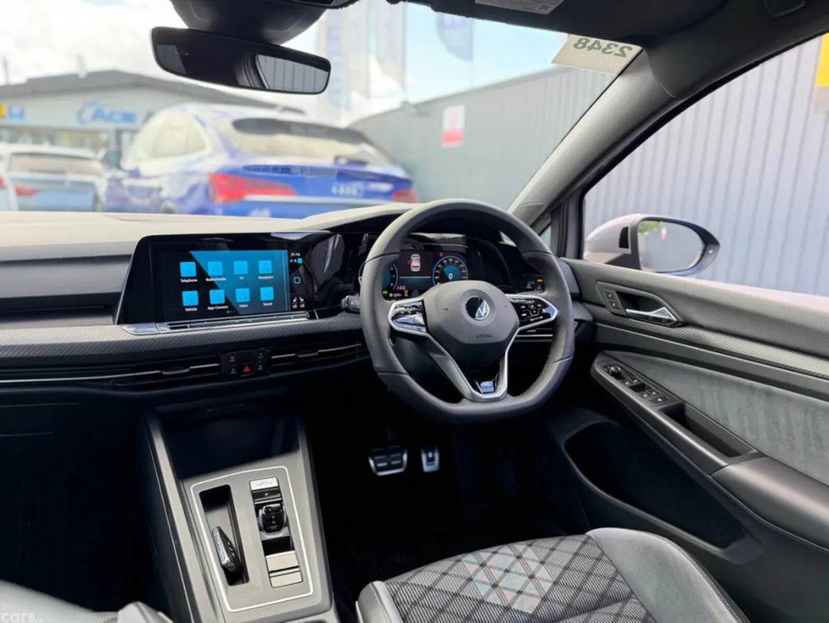 Volkswagen Golf Hatchback, Petrol, 2021, Grey