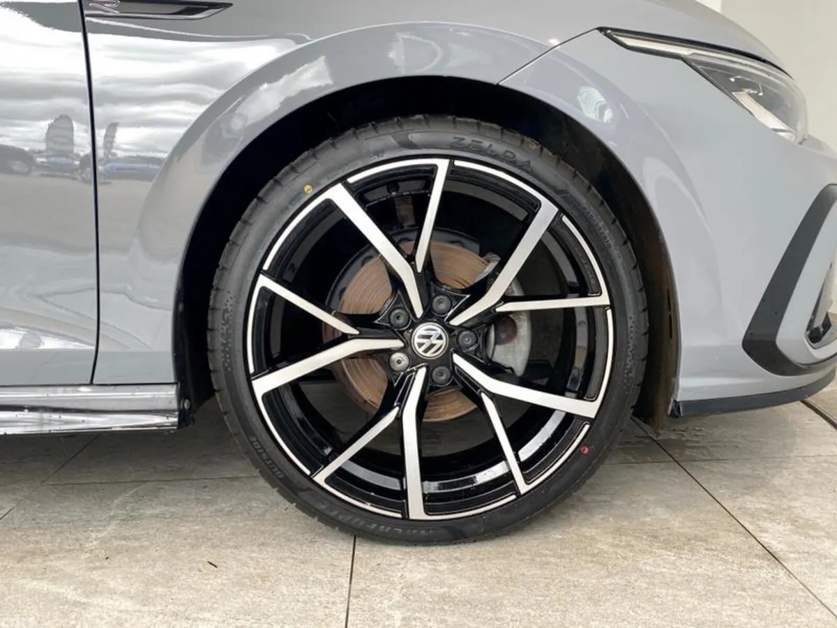 Volkswagen Golf Hatchback, Petrol Hybrid, 2022, Grey