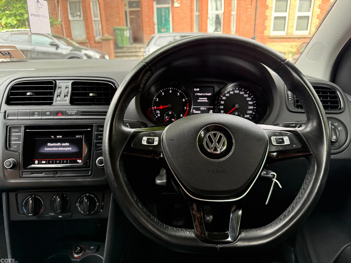 Volkswagen Polo Hatchback, Petrol, 2016, White