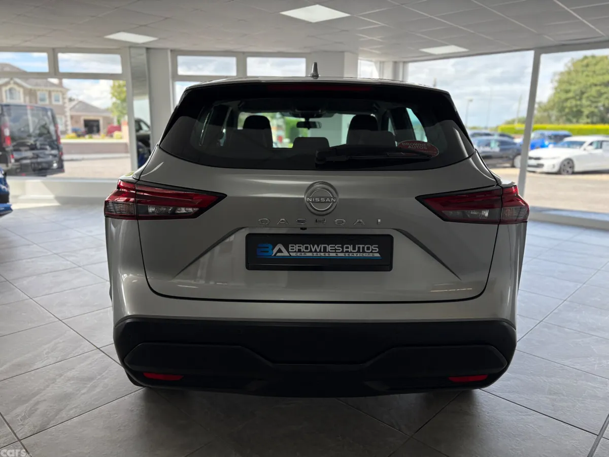 Nissan Qashqai SUV, Petrol, 2023, Silver
