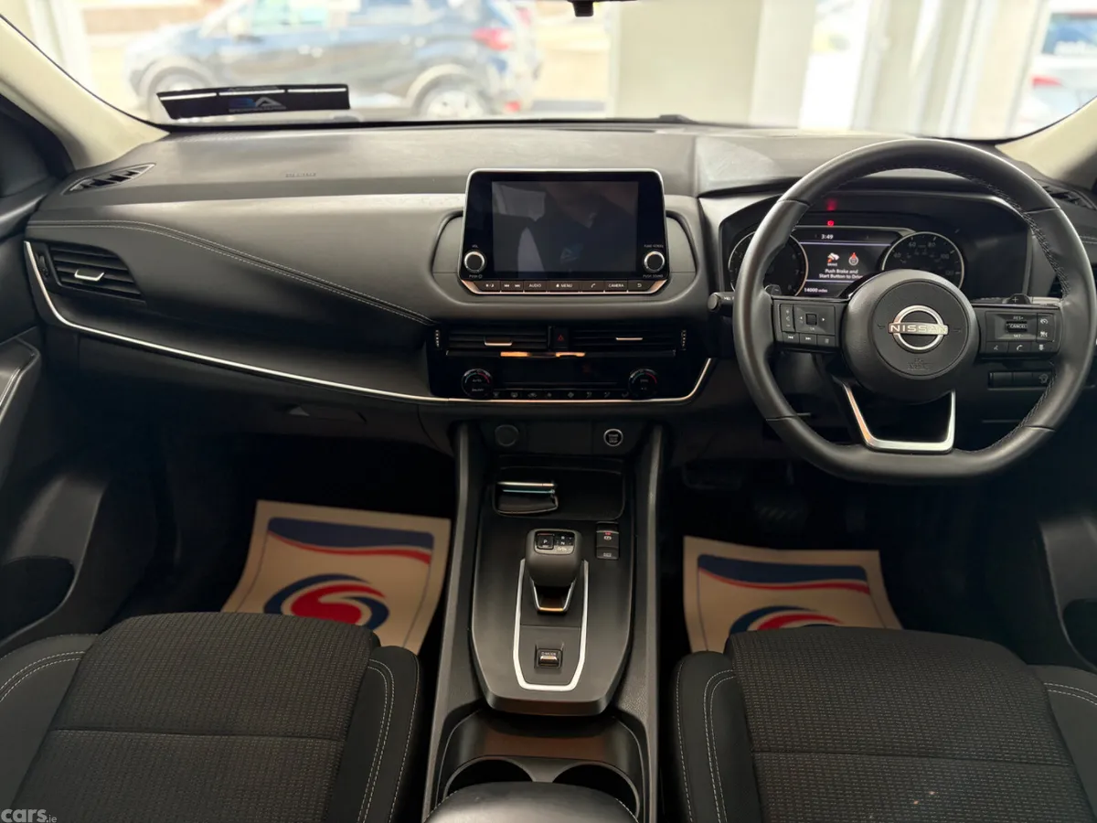 Nissan Qashqai SUV, Petrol, 2023, Silver