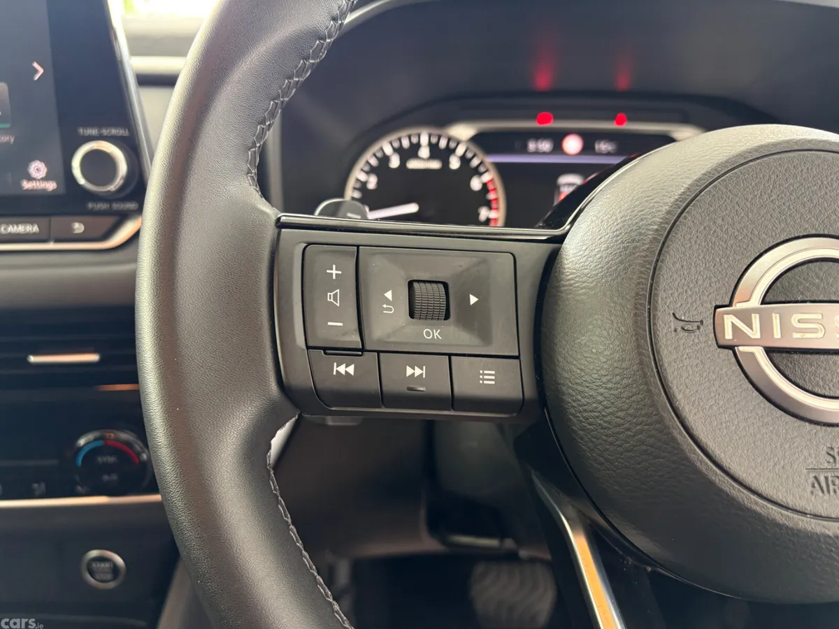 Nissan Qashqai SUV, Petrol, 2023, Silver