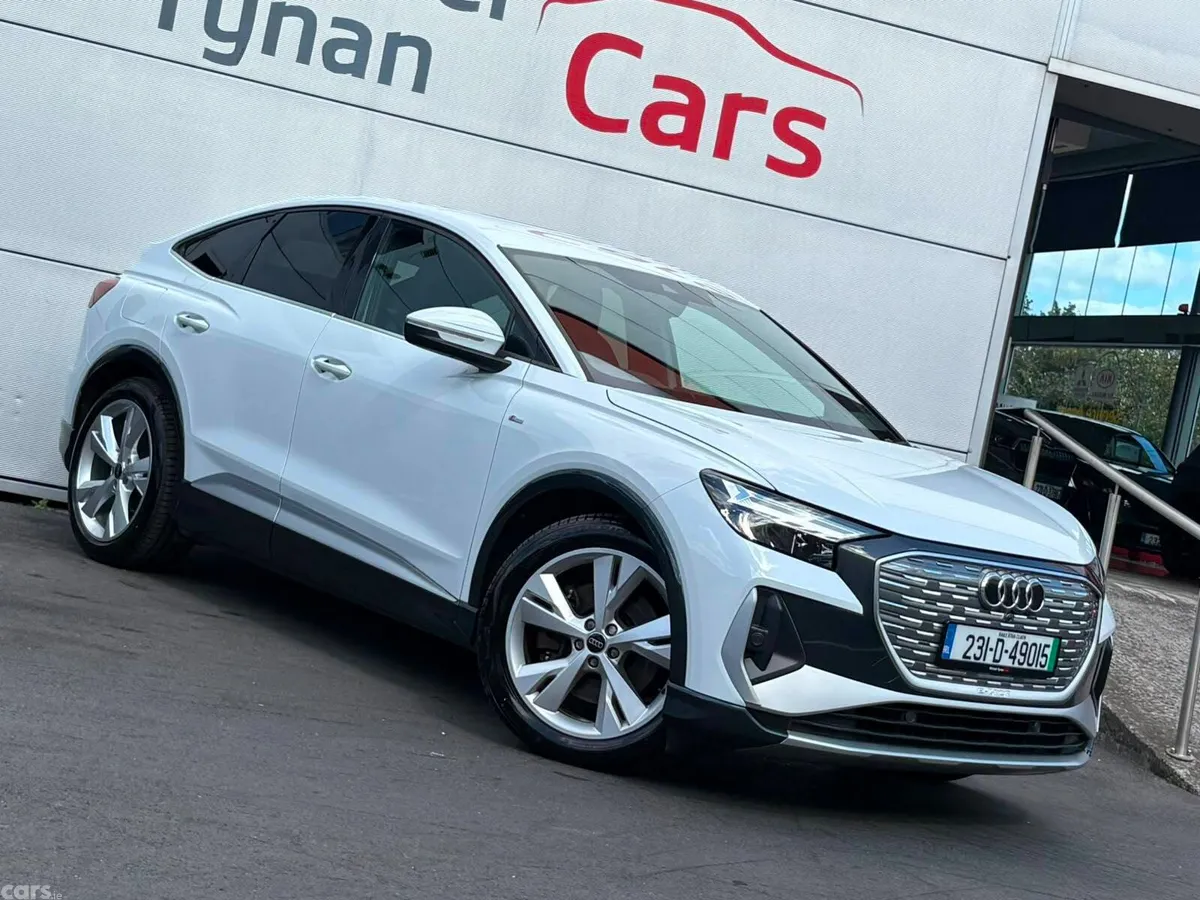 Audi Q4 e-tron SUV, Electric, 2023, White