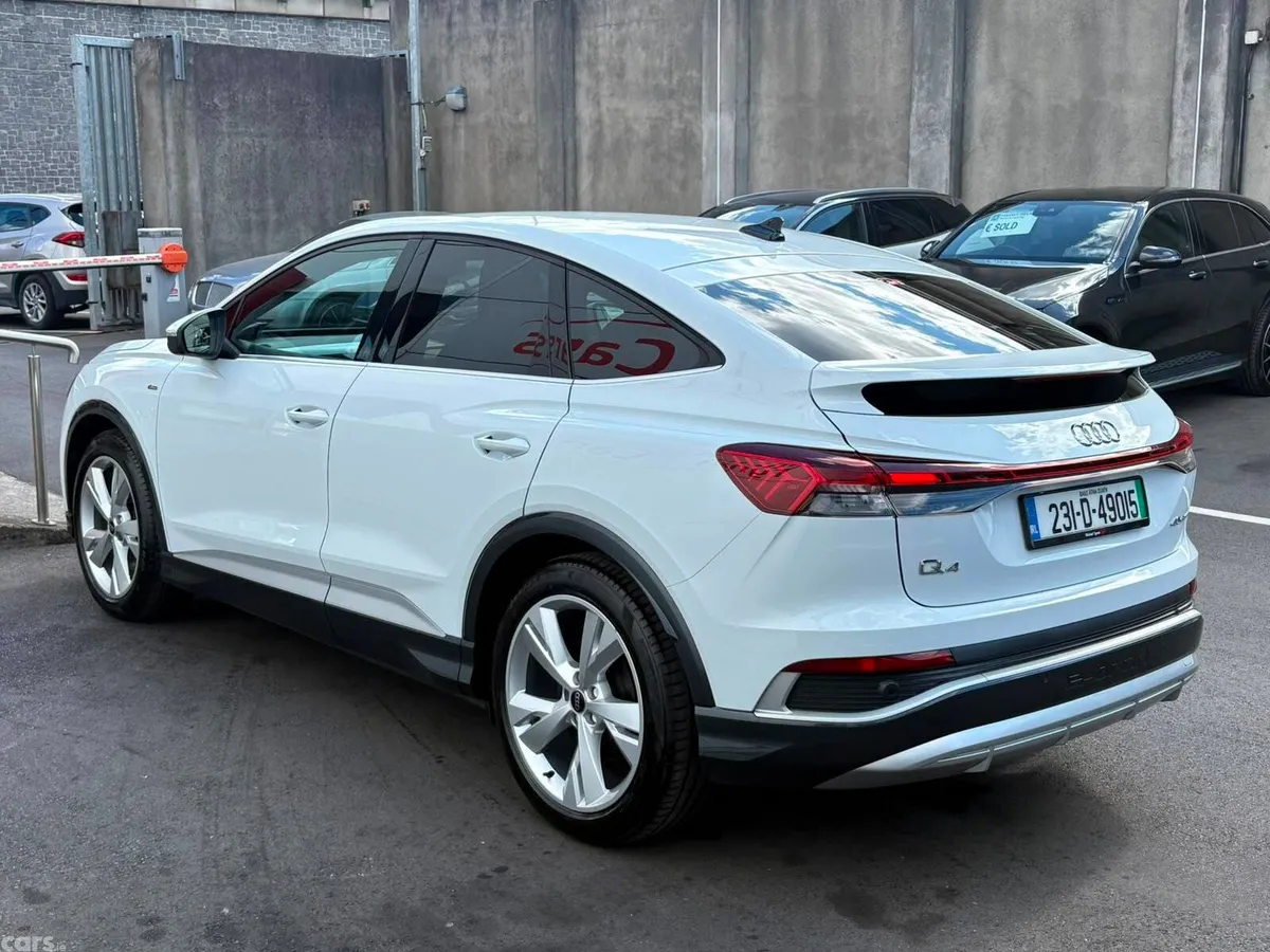 Audi Q4 e-tron SUV, Electric, 2023, White