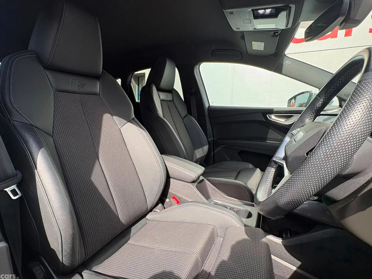Audi Q4 e-tron SUV, Electric, 2023, White