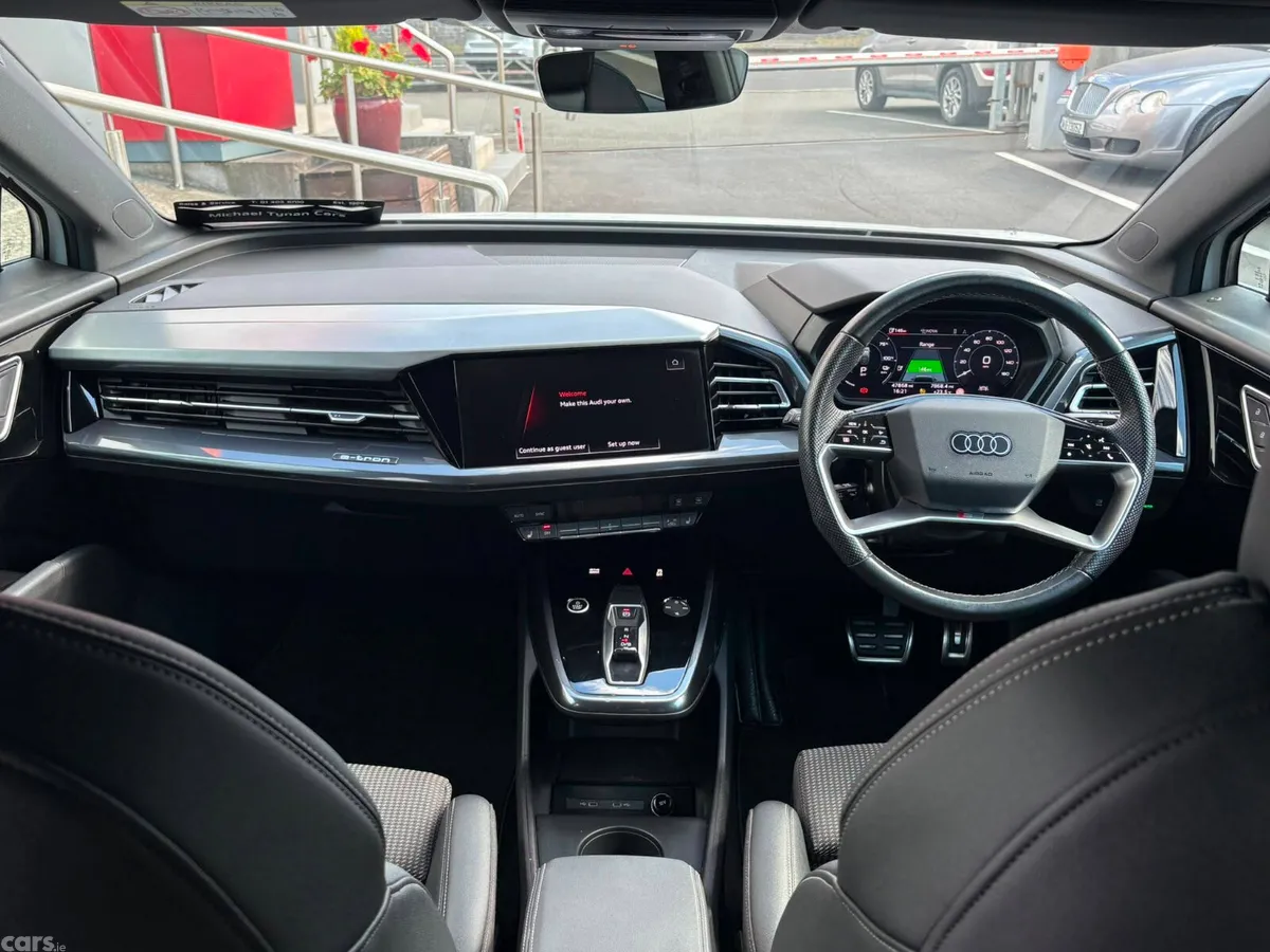 Audi Q4 e-tron SUV, Electric, 2023, White