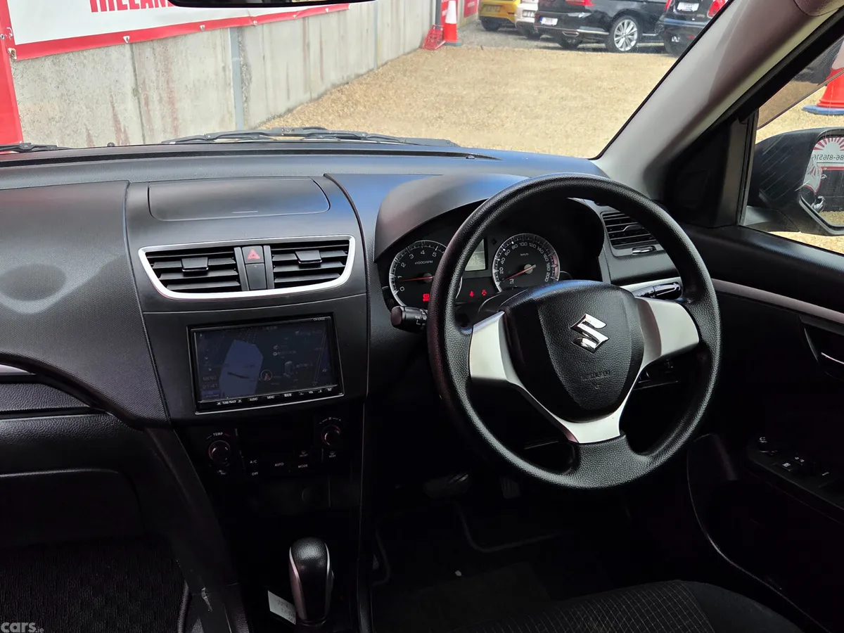 Suzuki Swift Hatchback, Petrol, 2016, Black