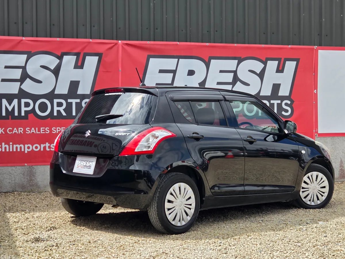Suzuki Swift Hatchback, Petrol, 2016, Black