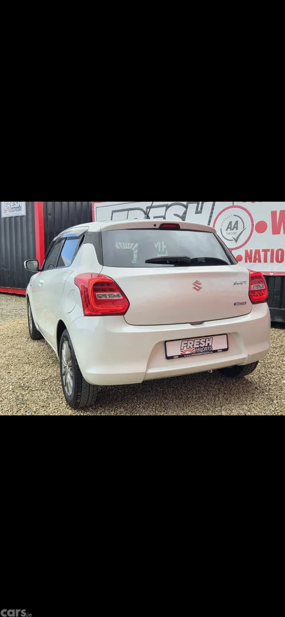 Suzuki Swift Hatchback, Petrol Hybrid, 2020, White