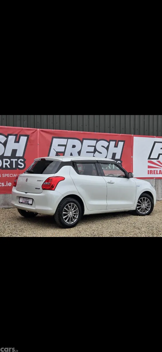 Suzuki Swift Hatchback, Petrol Hybrid, 2020, White