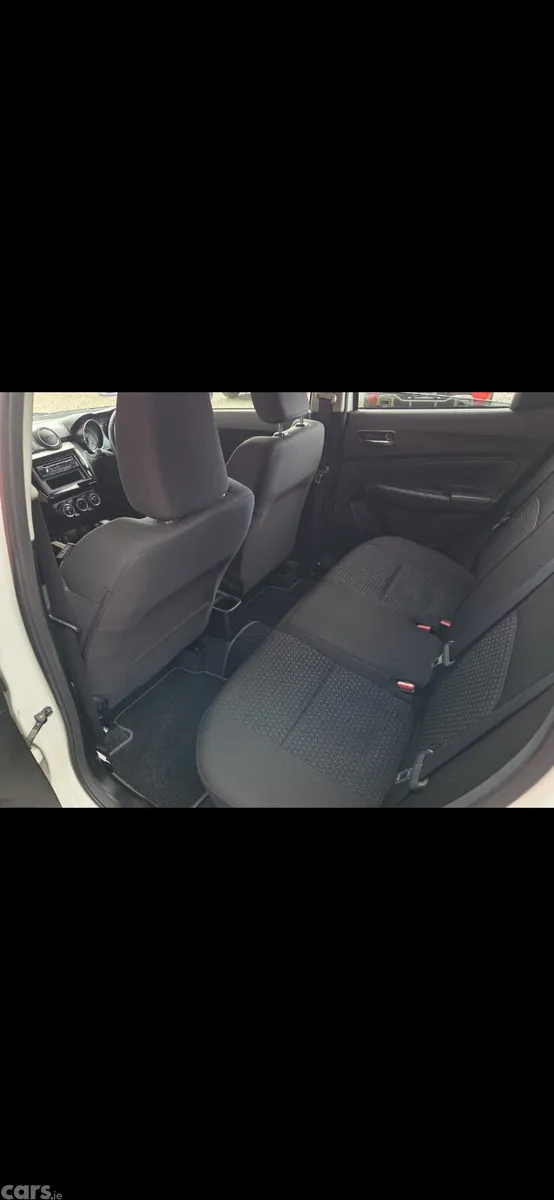 Suzuki Swift Hatchback, Petrol Hybrid, 2020, White