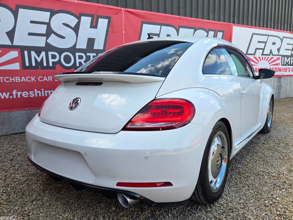 Volkswagen Beetle Hatchback, Petrol, 2014, White