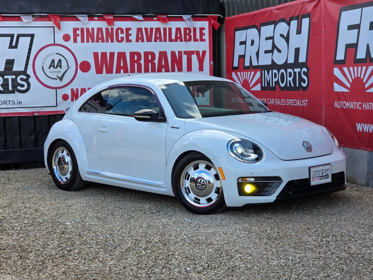 Volkswagen Beetle Hatchback, Petrol, 2014, White