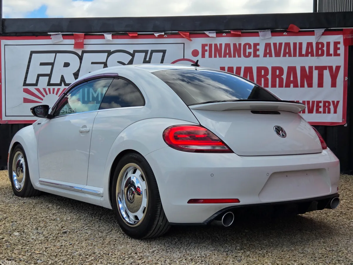 Volkswagen Beetle Hatchback, Petrol, 2014, White