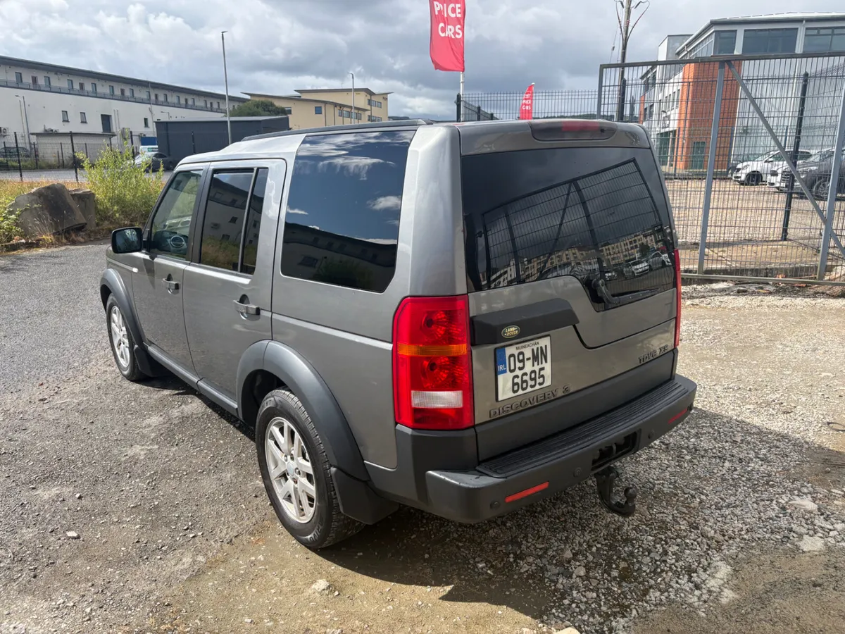 Land Rover Discovery SUV, Diesel, 2009, Grey