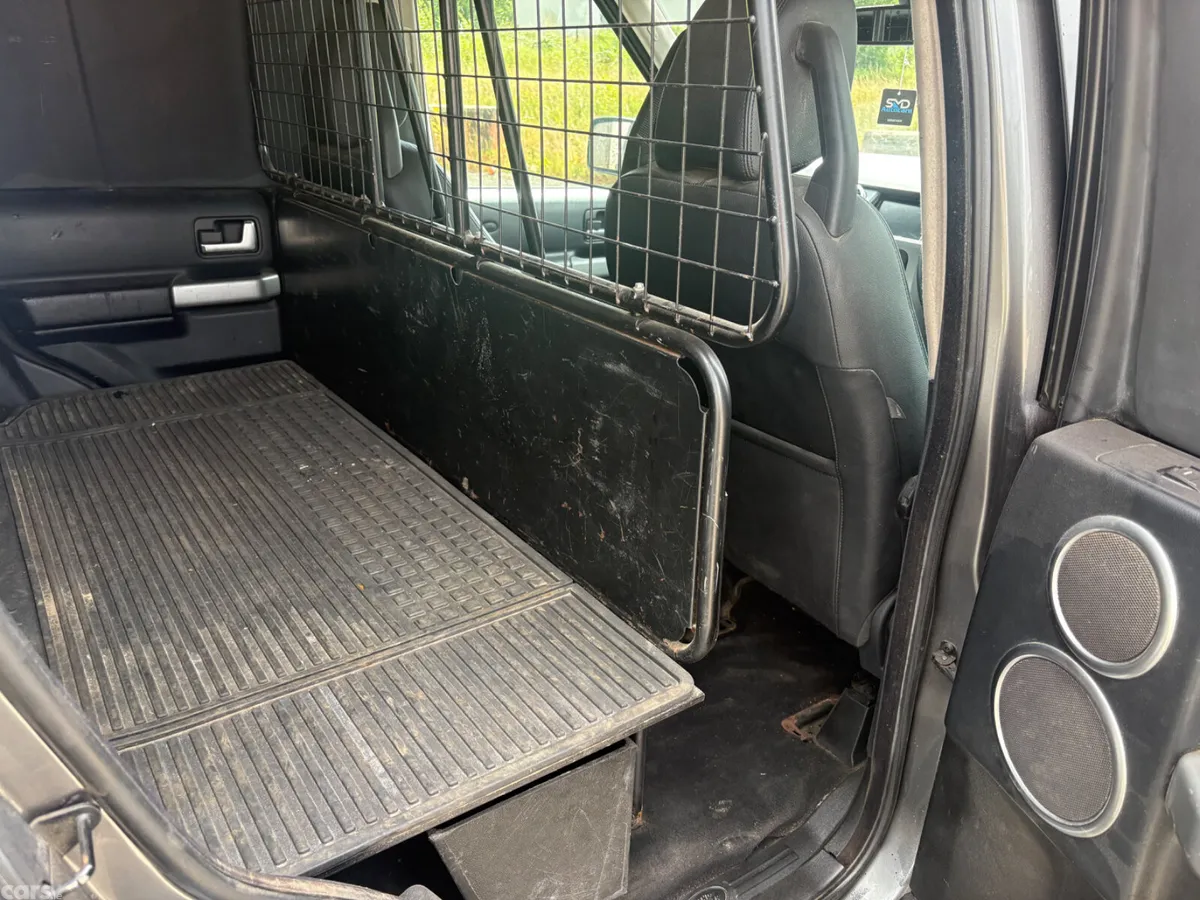 Land Rover Discovery SUV, Diesel, 2009, Grey