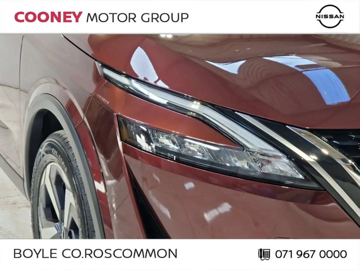Nissan Qashqai MPV, Petrol, 2024, Red