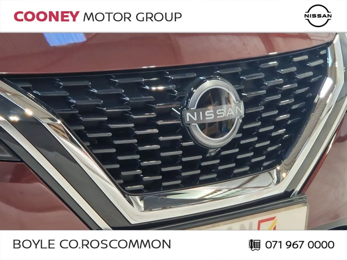 Nissan Qashqai MPV, Petrol, 2024, Red
