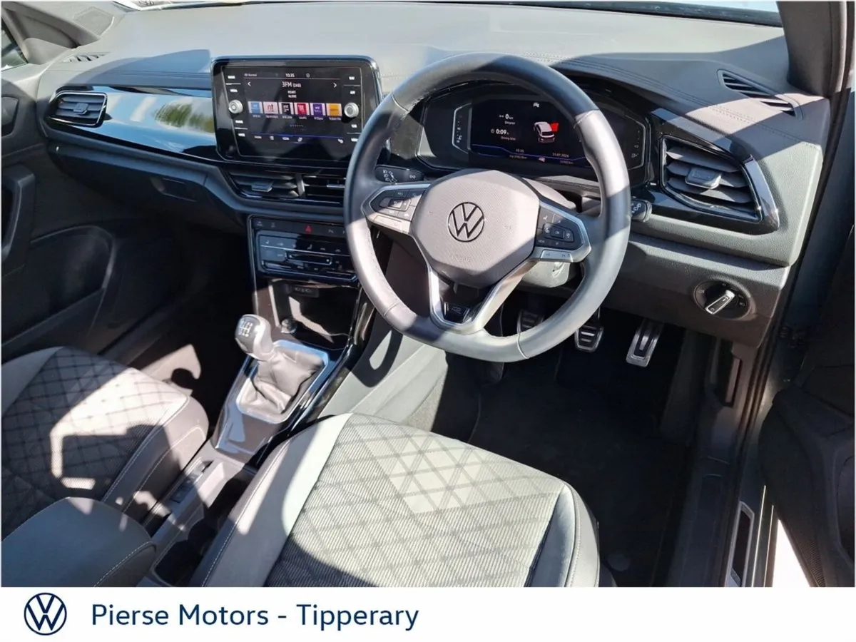 Volkswagen T-Roc SUV, Petrol, 2024, Blue