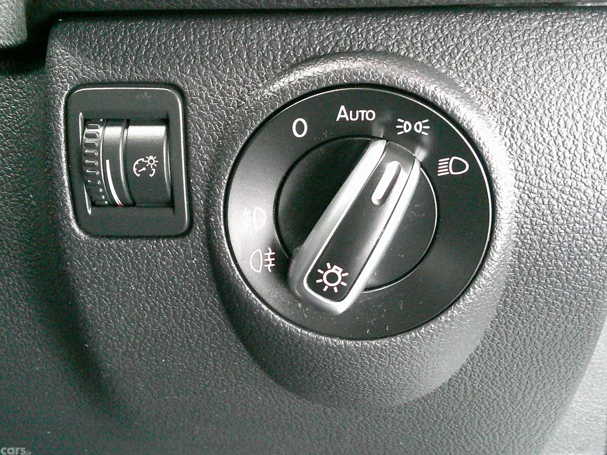 Volkswagen Tiguan SUV, Diesel, 2014, White