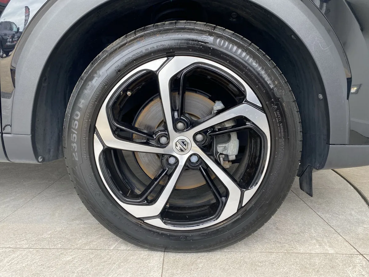 MG HS SUV, Petrol Hybrid, 2024, Black